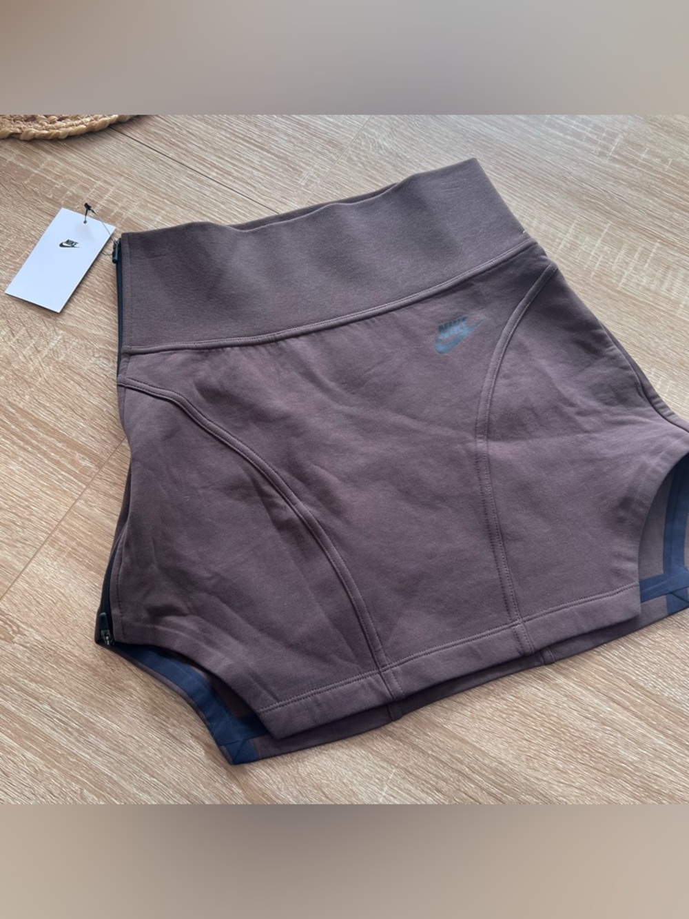Nike Sportswear Tech Fleece High-Waisted Mini Skirt